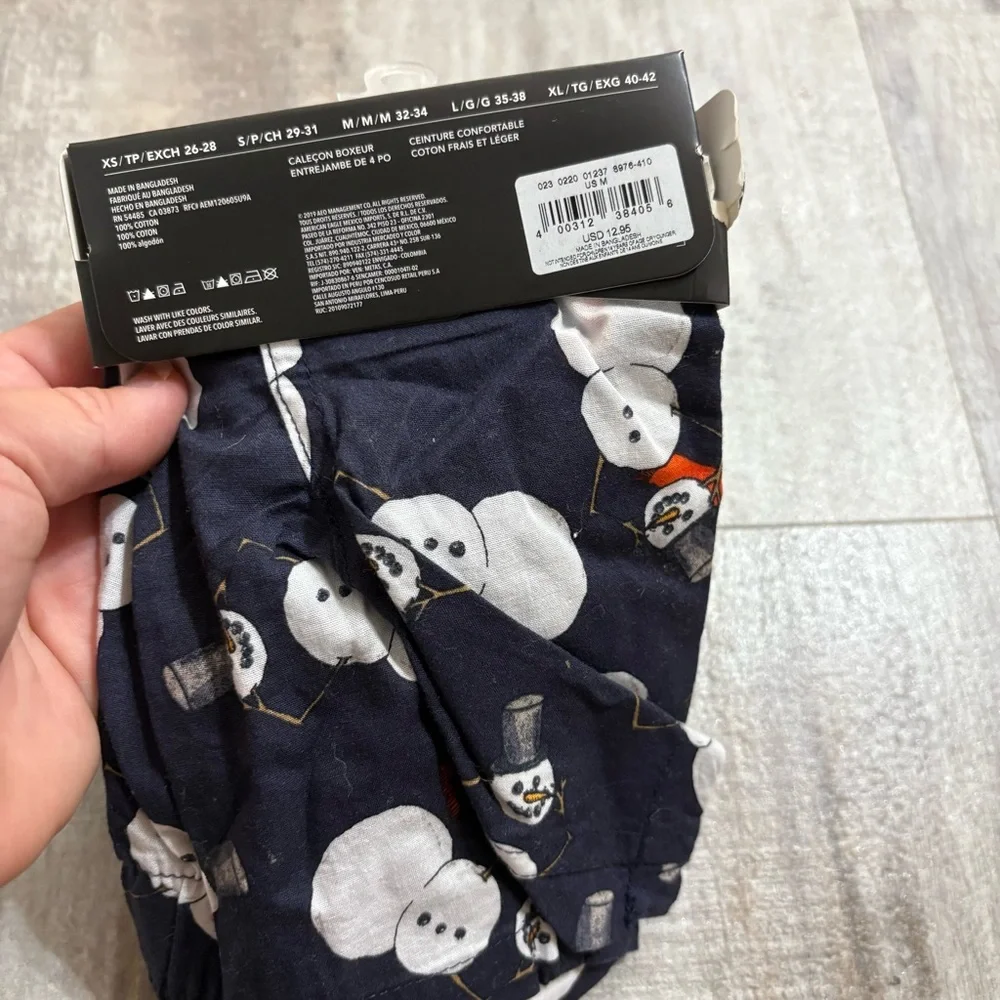 American Eagle Snowman Boxers 4” Medium